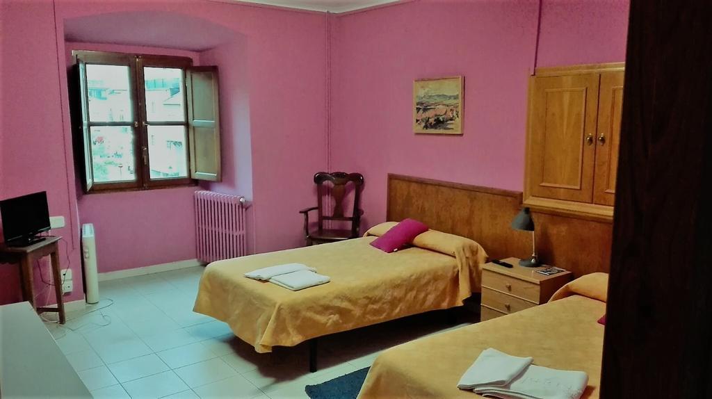 San Nicolas El Real Villafranca Del Bierzo Dış mekan fotoğraf
