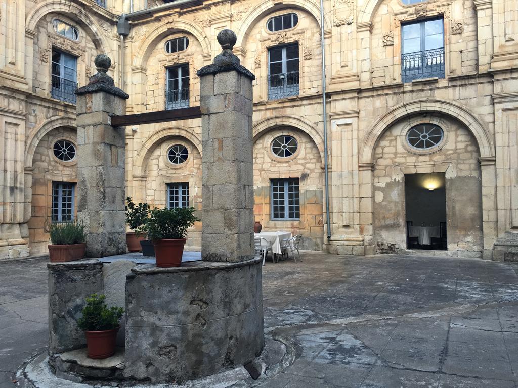 San Nicolas El Real Villafranca Del Bierzo Dış mekan fotoğraf